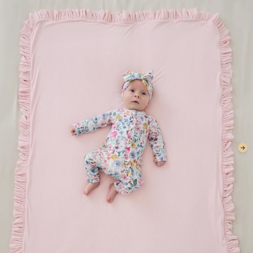 Little Sleepies Prima Pink Cloud Ruffled Blanket